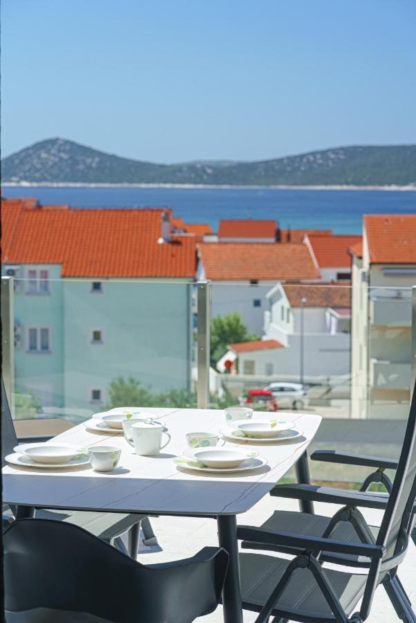 Villa Karen Vodice Grgurev Ante Kukure 93 Екстериор снимка