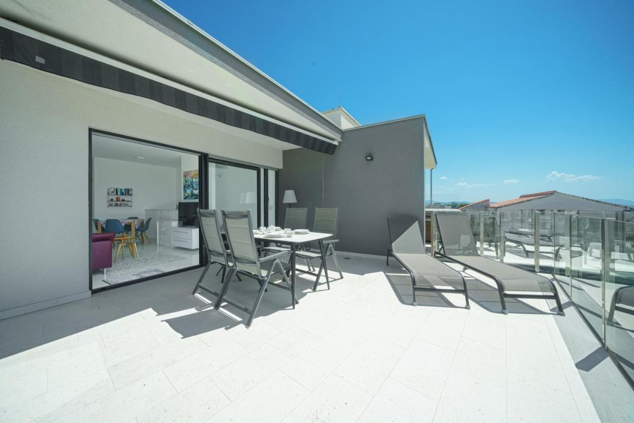 Villa Karen Vodice Grgurev Ante Kukure 93 Екстериор снимка