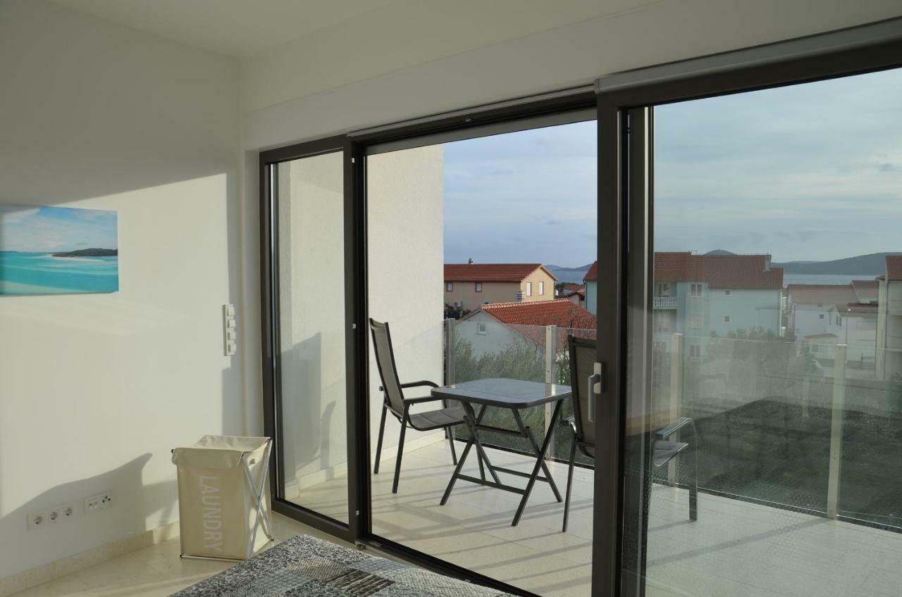 Villa Karen Vodice Grgurev Ante Kukure 93 Екстериор снимка