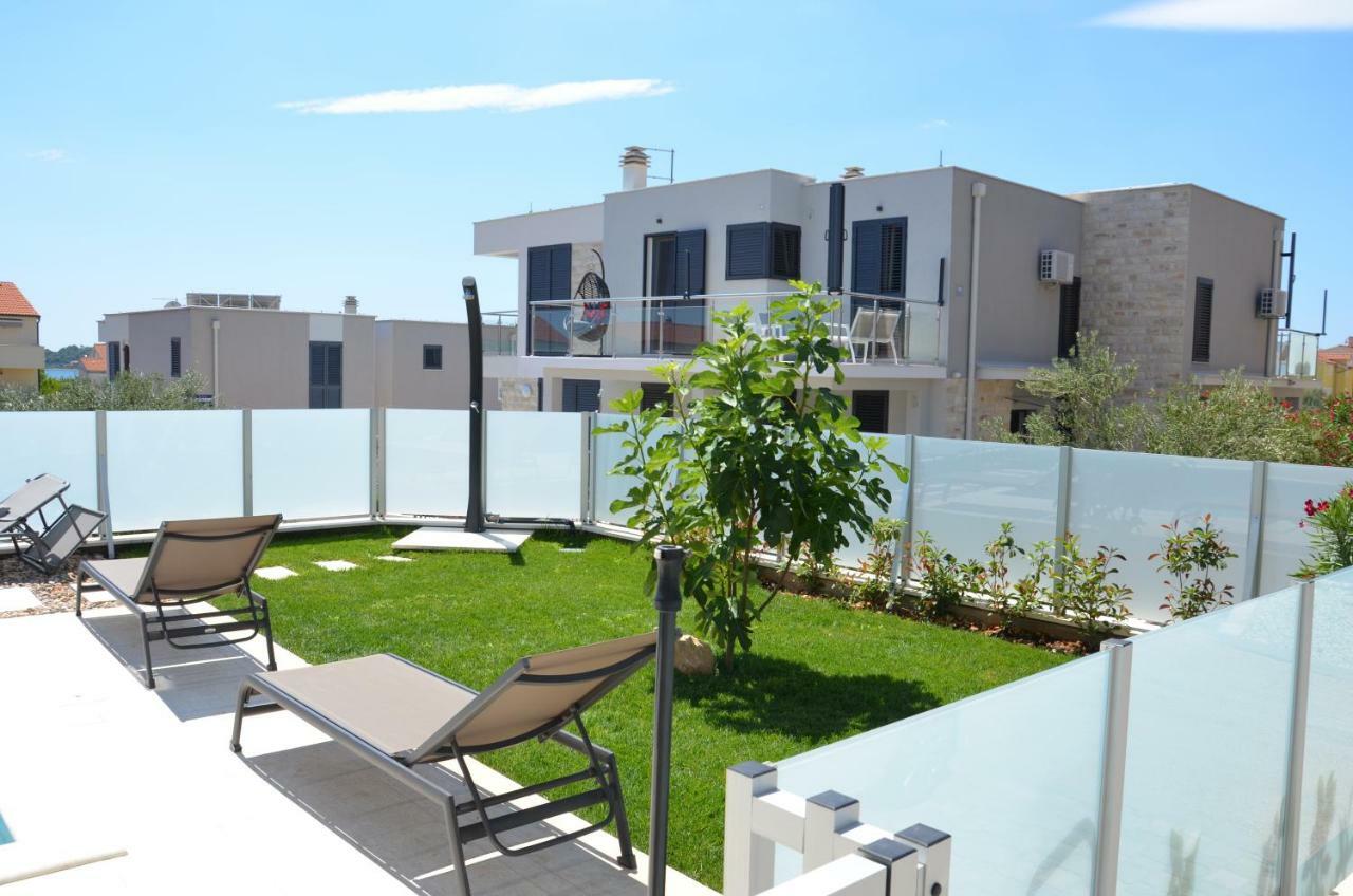 Villa Karen Vodice Grgurev Ante Kukure 93 Екстериор снимка